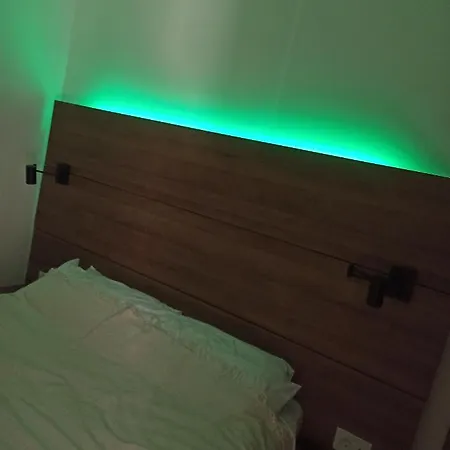 Centar Sveta Apartment *